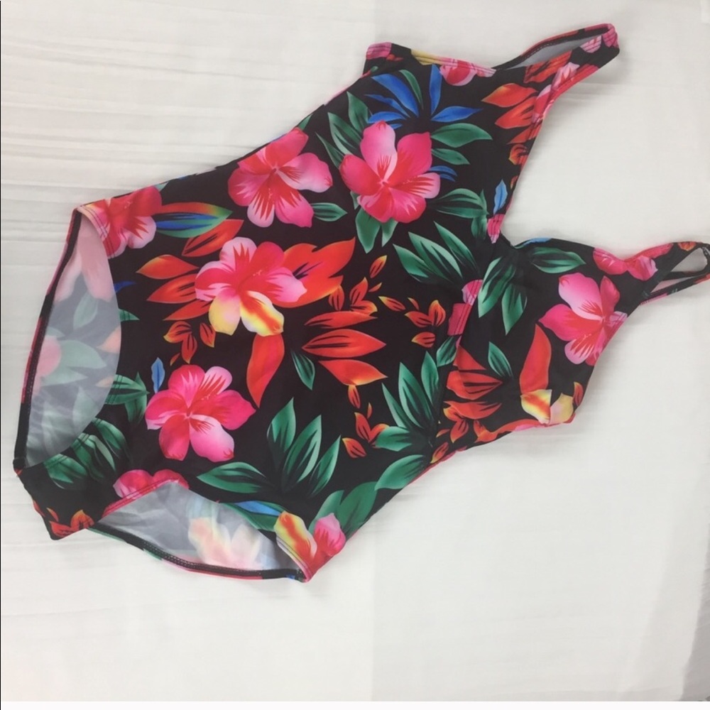 One piece swimsuit